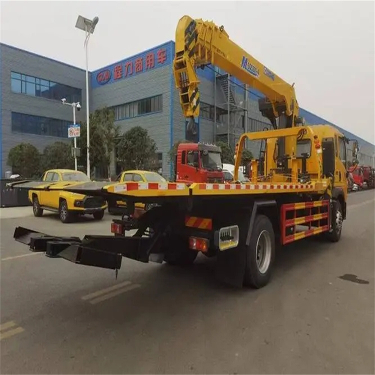 枣庄市中附近小随车吊出租电话，轻松解决搬运烦恼